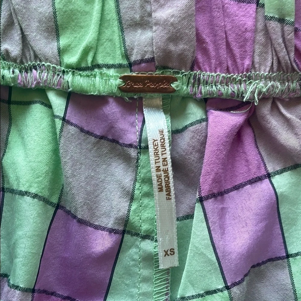Free people poly cotton blend shortsCheckered Pink and Green XS